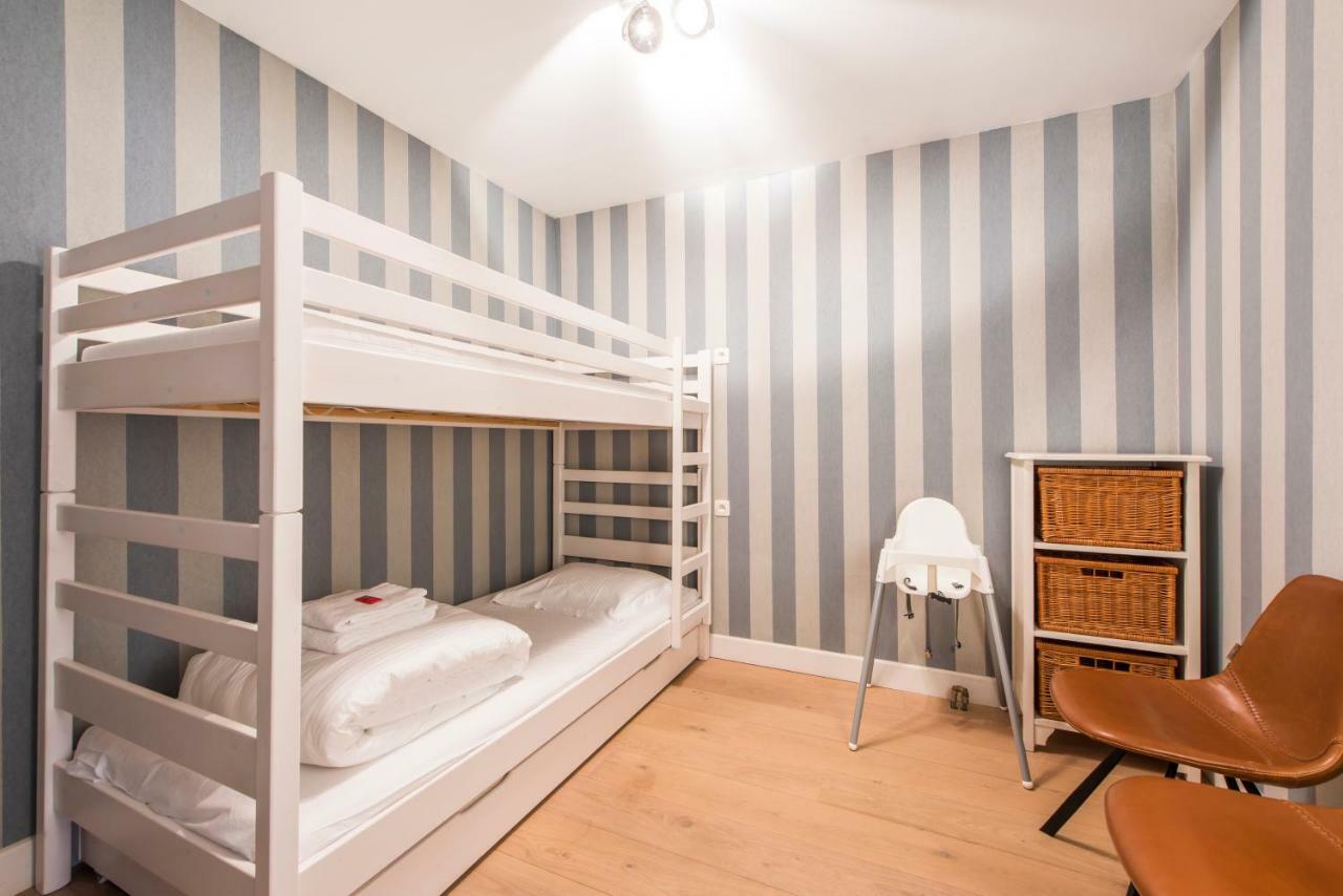 Ruim En Modern Appartement Te Knokke Nabij De Dijk エクステリア 写真